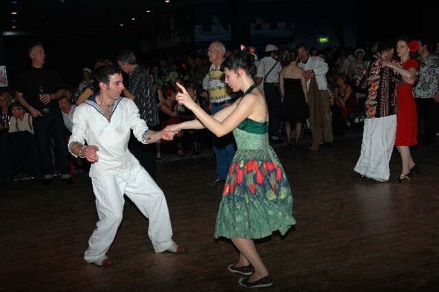 min 2007 11 25 riot 235
